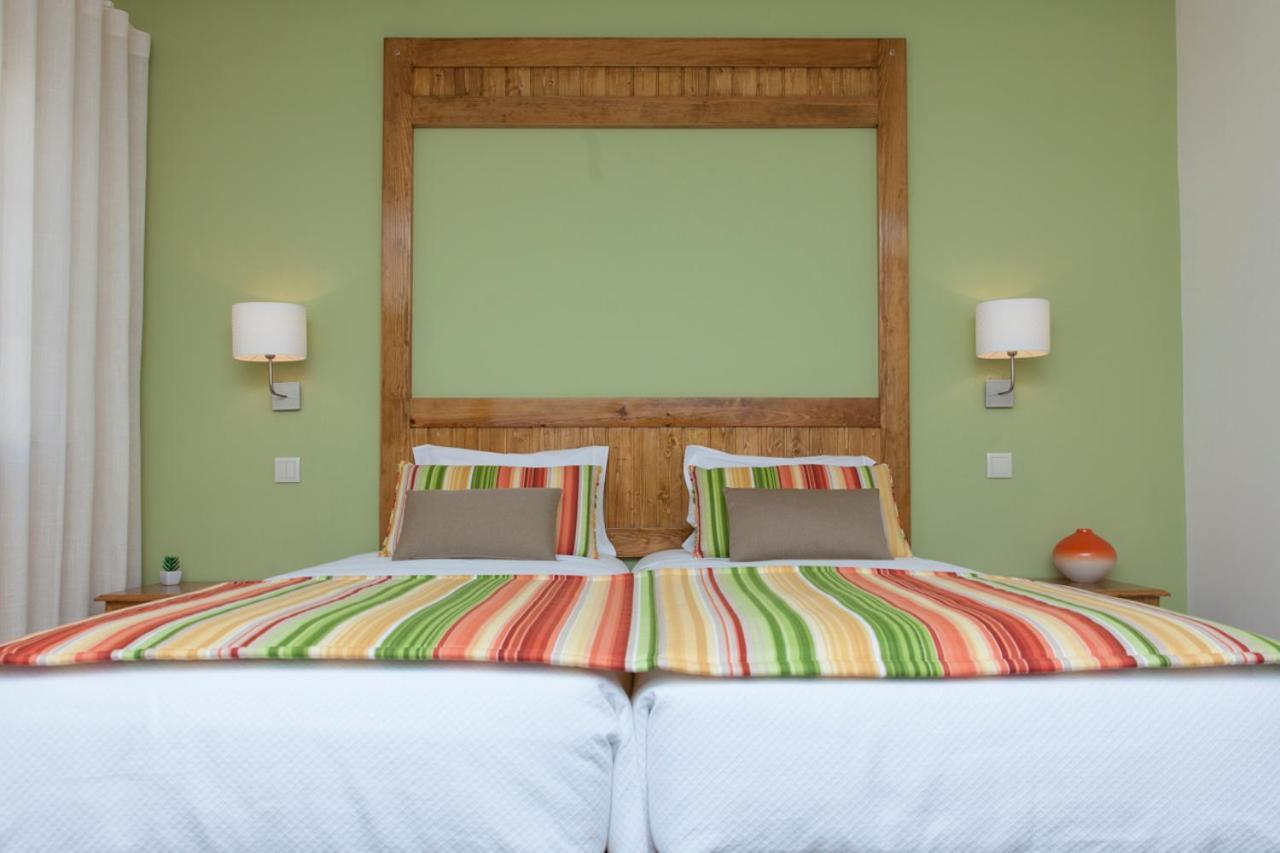 Agro-Turismo Do Roxo Guest House Ervidel ภายนอก รูปภาพ